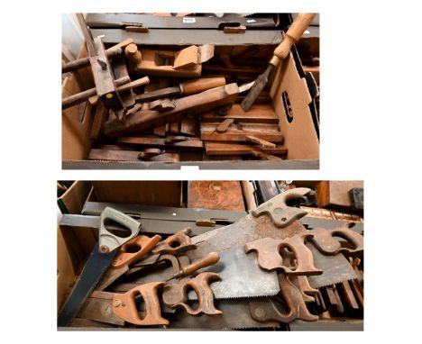 A collection of vintage moulding planes, various saws etc (2 boxes)