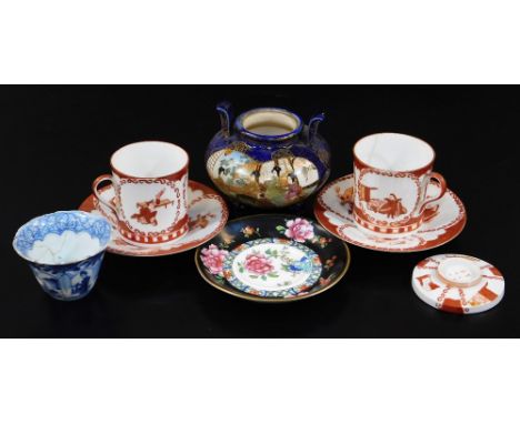 Various oriental porcelain etc., a pair of 19thC Japanese porcelain coffee cans and saucers, 11cm diameter, decorated with pa