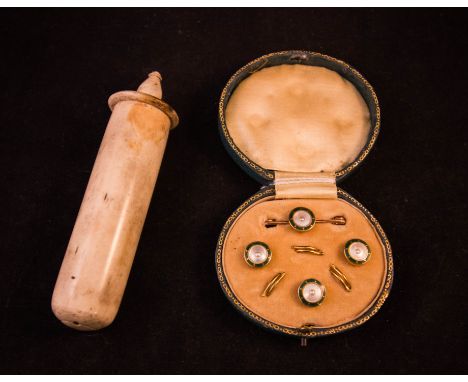 VICTORIAN ENAMEL BUTTON SET WITH CASE + PLUNGER
