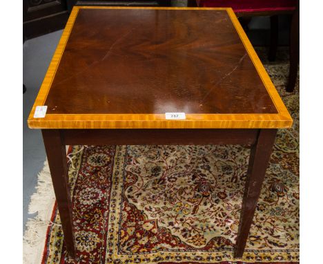 MAHOG. CROSS BANDED LAMP TABLE