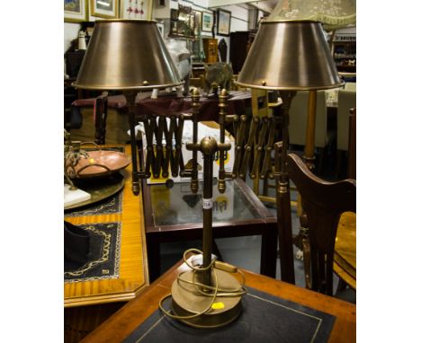 EXTENDING TABLE LAMP