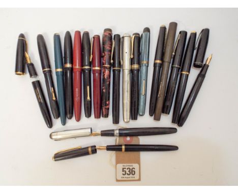A large quantity of vintage fountain pens by various makers to include: a black Mont Blanc and  Madie Todd, Swan, Soennecken,