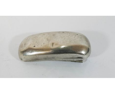 A hallmarked silver pocket snuff box 