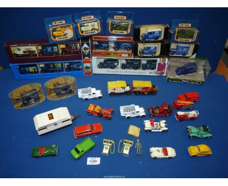 A quantity of vintage model vehicles to include Lledo, The Royal Air Force Ground Crew Support set, Railway Express parcel va