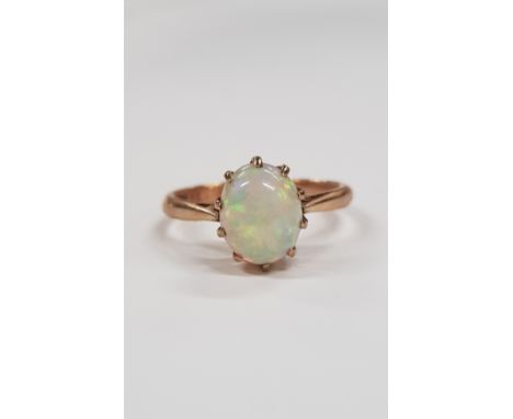 9 CARAT GOLD &amp; OPAL RING