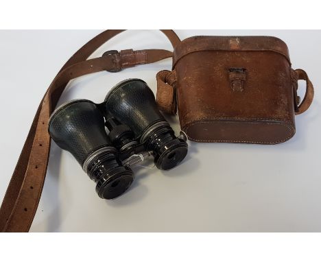 WHITE STAR LINE BINOCULARS OF THE EXACT TYPE INITIALLY USED IN THE TITANICS CROWS NEST PAIR OF BINOCULARS BY JW RAY &amp; CO 