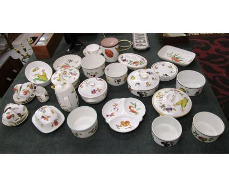 Large collection of Royal Worcester - Evesham pattern