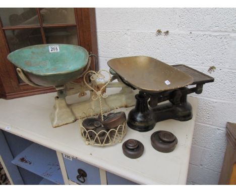 2 sets of scales with weights