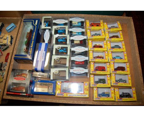 One trays containing a quantity of 1/76 scale and 00 scale boxed diecast to include Oxford and Classix