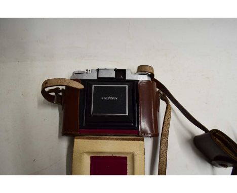 VINTAGE NETTEX CAMERA