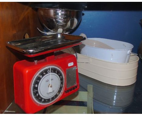Two Kitchen Scales & Assorted Enamel Ware.