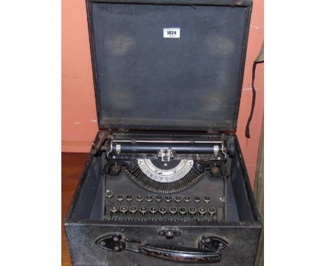 A Vintage Cased Typewriter.