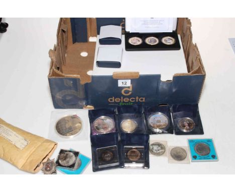 Collection of coinage including two gold plated Coronation Jubilee 2013 Piedfort by Mercury, Diamond Jubilee H. M. Queen Eliz