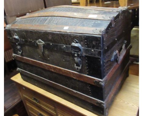 Late 19th / early 20th Century wooden bound dome top trunk with simulated crocodile leather finish, 31ins wide 