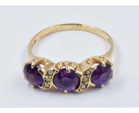 10ct Yellow gold three stone amethyst ring set split seed pearlsSize N 