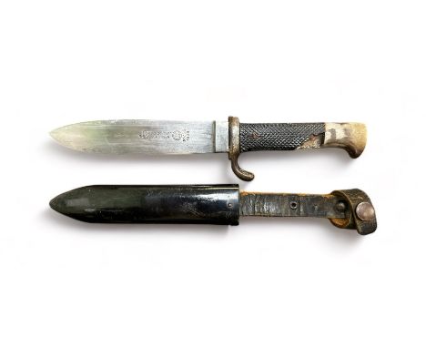 Third Reich, Second World War Third Reich Nazi German Hitler Youth knife / dagger. The dagger having hooked pommel, black che