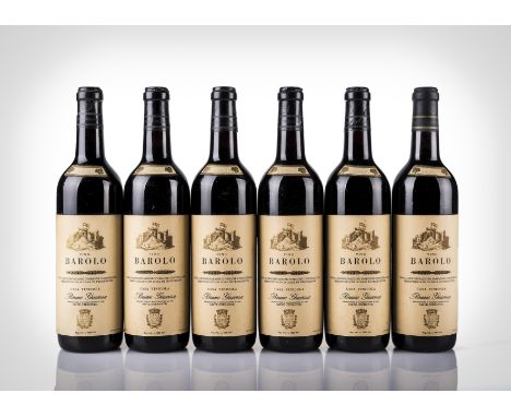Barolo 1970, Bruno Giacosa Langhe Etichette lievemente macchiate, 3 bts anno poco leggibile, depositi. Collezionista privato 