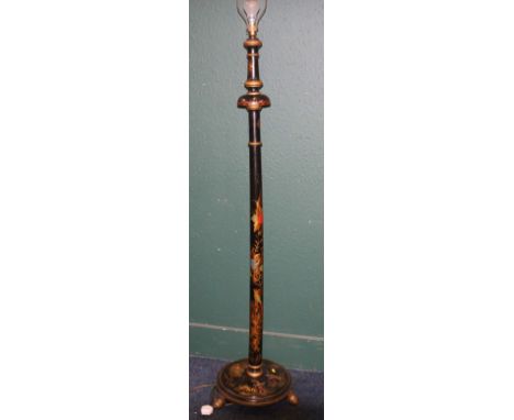 Chinoiserie patterned standard lamp decorated with Chinese warriors, temple and flowers, 176cm tall 