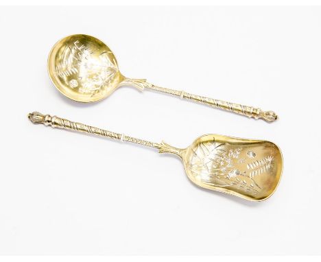A pair of French silver tea caddy scoops (2)