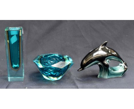 A collectors lot to include Venetian Murano glass, diamond cut ashtray, turquoise vase and a Poole Pottery dolphin