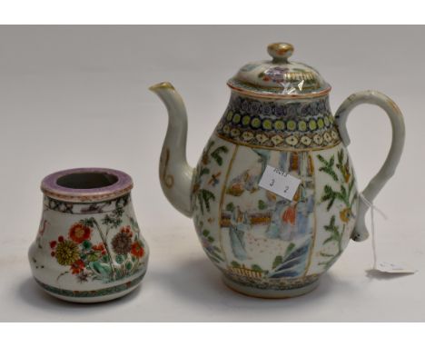 A 19th Century Chinese export teapot along with a 19th Century small brush pot