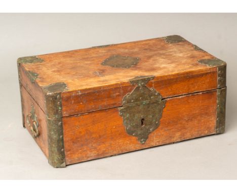 Baroque Travel Casket, rectangular shape with lid. Engraved bronze mounts and handgrips. Damages. Inside two sections with do