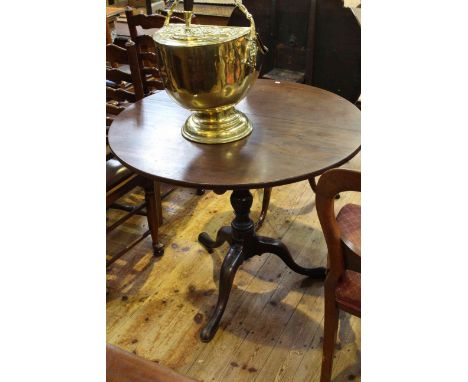 19th Century mahogany circular snap top supper table on pedestal tripod base, 88cm diameter