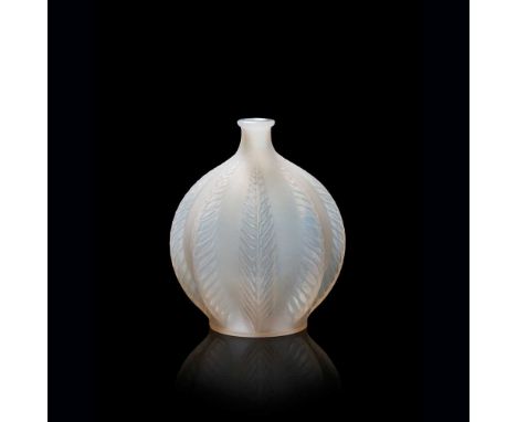 ‡ René Lalique (French 1860-1945) MALINES VASE, NO. 957 designed 1924cased opalescentengraved R. Lalique France No. 957Dimens