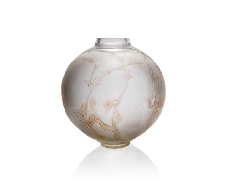 René Lalique (French 1860-1945) GRANDE BOULE LIERRE VASE, NO. 877 designed 1912clear and frosted, with slight sepia stainings