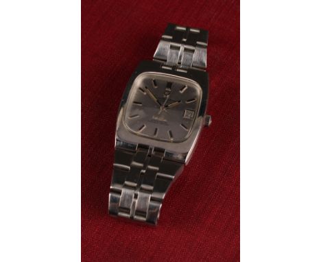 Omega - a 1970s Constellation Chronometer Automatic stainless steel cased wristwatch, brushed silver TV dial, raised block ba