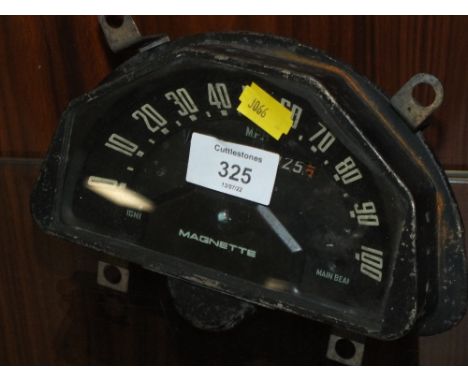 A VINTAGE MG MAGNETTE SPEEDOMETER 