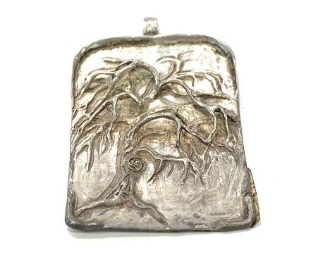 Silver handmade pendant, approximate measurement: 4.5cm by 3cm, weight 9.3g 