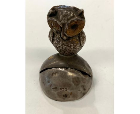 Silver hallmarked place card holder, in poor condition, needs restoration please refer to images. 