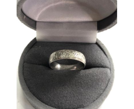 vintage platinum wedding band weight 4.4g 
