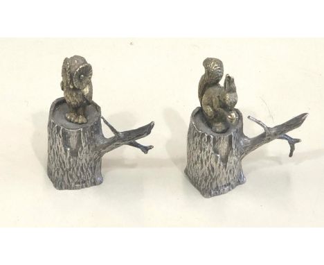 2 Hallmarked silver owl and squirrel ornaments, full silver hallmarks, each measure approximately 7.2 cm, total weight 233g 