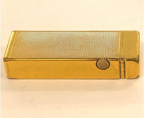 Vintage Dunhill cigarette lighter, in good untested condition as shown in images. Edge ware to lighter 