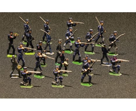 Toys - a collection of small scale semi flat lead soldiers, various poses (quantity) 