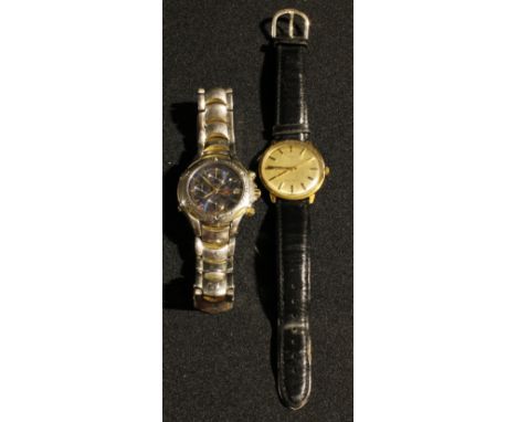 An Accurist alarm chronograph multi dial wristwatch; a Timex wristwatch (2) 