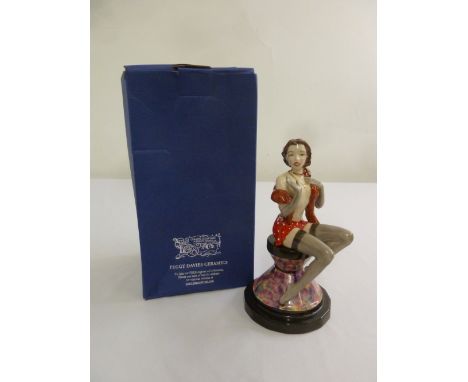 Kevin Francis Peggy Davis ceramic figurine Boudoir Girl No.194 to include original packaging
