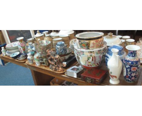 Three trays of assorted Chinese and Japanese wares and other items to include: Canton style bowls; goldfish bowls; dragon des