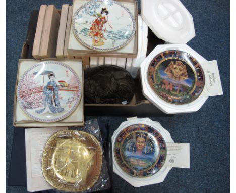 Two boxes of assorted collectors plates, various, some in original boxes to include Chinese designs, Royal Worcester "The Ivo