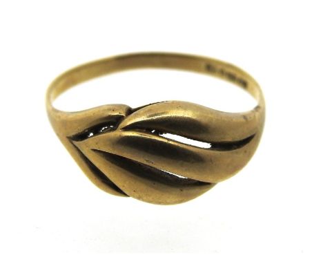 A 9ct gold ring of organic design, 2g, size P