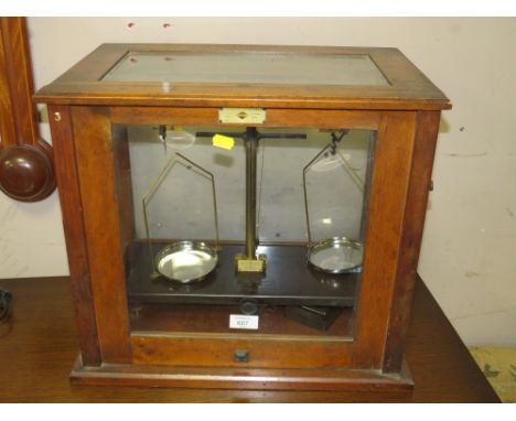 A CASED SET OF CHEMISTS BALANCE SCALES