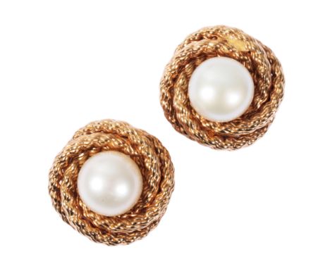 A PAIR OF CULTURED PEARL EARRINGS each cultured pearl set within a twisted gold rope border, (c.3.4grams total weight)