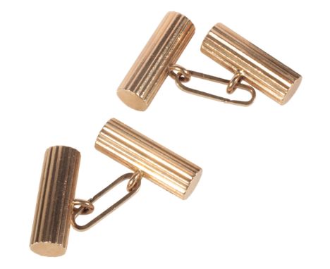 A PAIR OF GENTLEMANS 9CT GOLD CUFFLINKS (c.30.2grams)