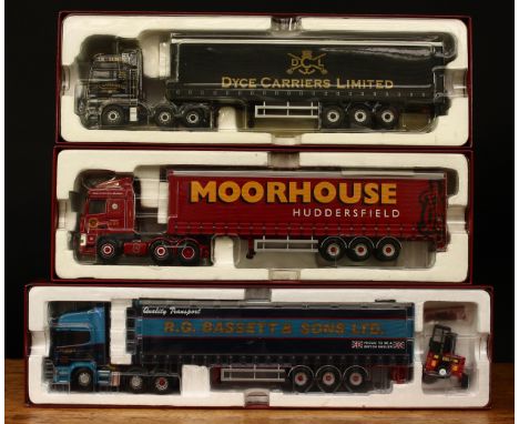 Corgi 1:50 scale Hauliers of Renown models, comprising CC13243 DAFXF Space Cab Curtainside - Tom Moorhouse &amp; Son Ltd., bo