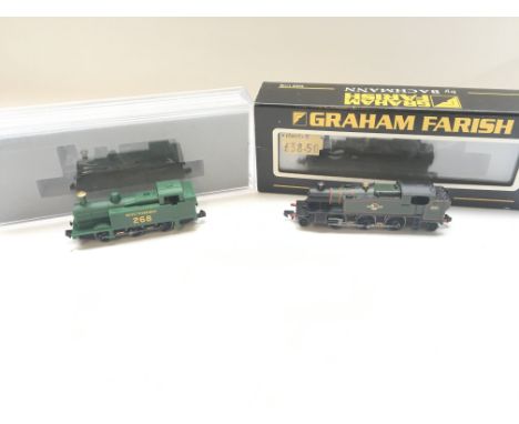2 x 'N' gauge Graham Farish locomotives boxed.