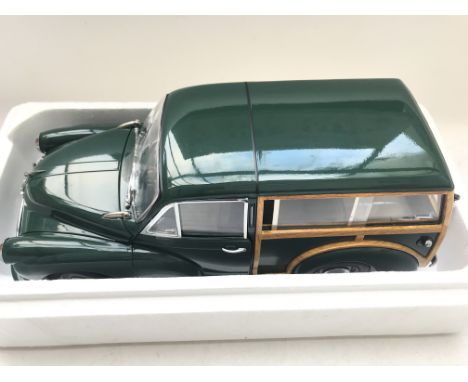 A Sun Star Morris Minor 1956 scale 1:12 boxed.