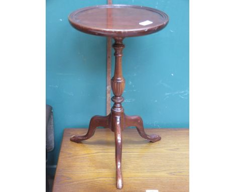 MAHOGANY TRIPOD WINE TABLE 