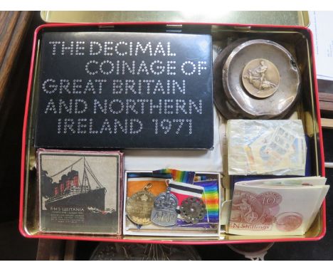 SUNDRY LOT INCLUDING DECIMAL COIN SETS, RMS LUSITANIA MEDAL, SILVER A R P BADE AND BANKNOTES, ETC. 